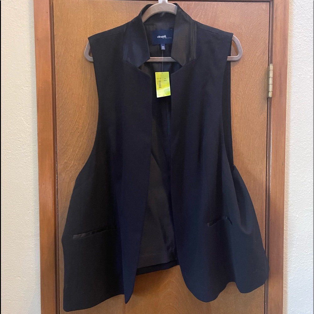 RARE! NWOT! ELOQUII black tuxedo vest plus size 20w suit